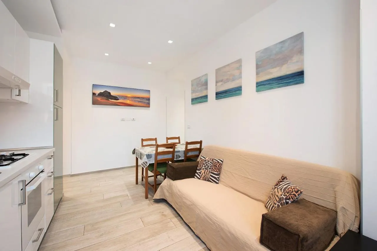 Trilocale Recagno Nuovo Apartment Varazze Italy